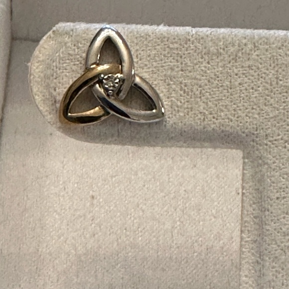 Trinity Knot Earrings - Picture 2 of 5